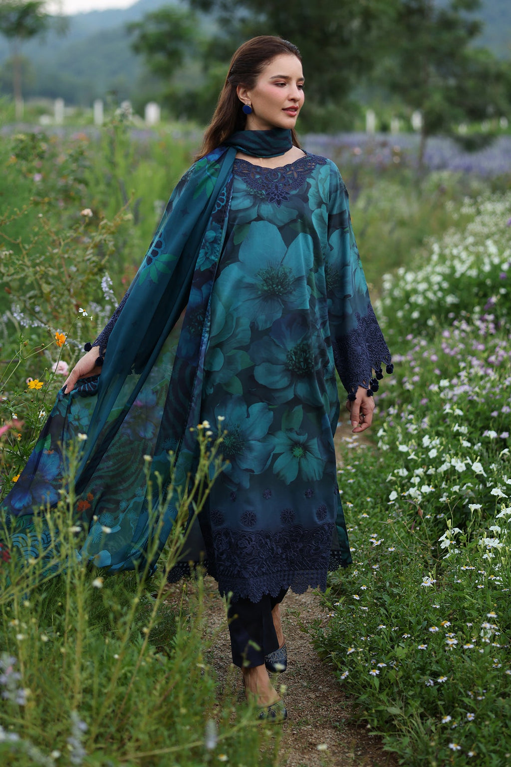 Digital Printed Khaddar 3pc Unstitched K-002