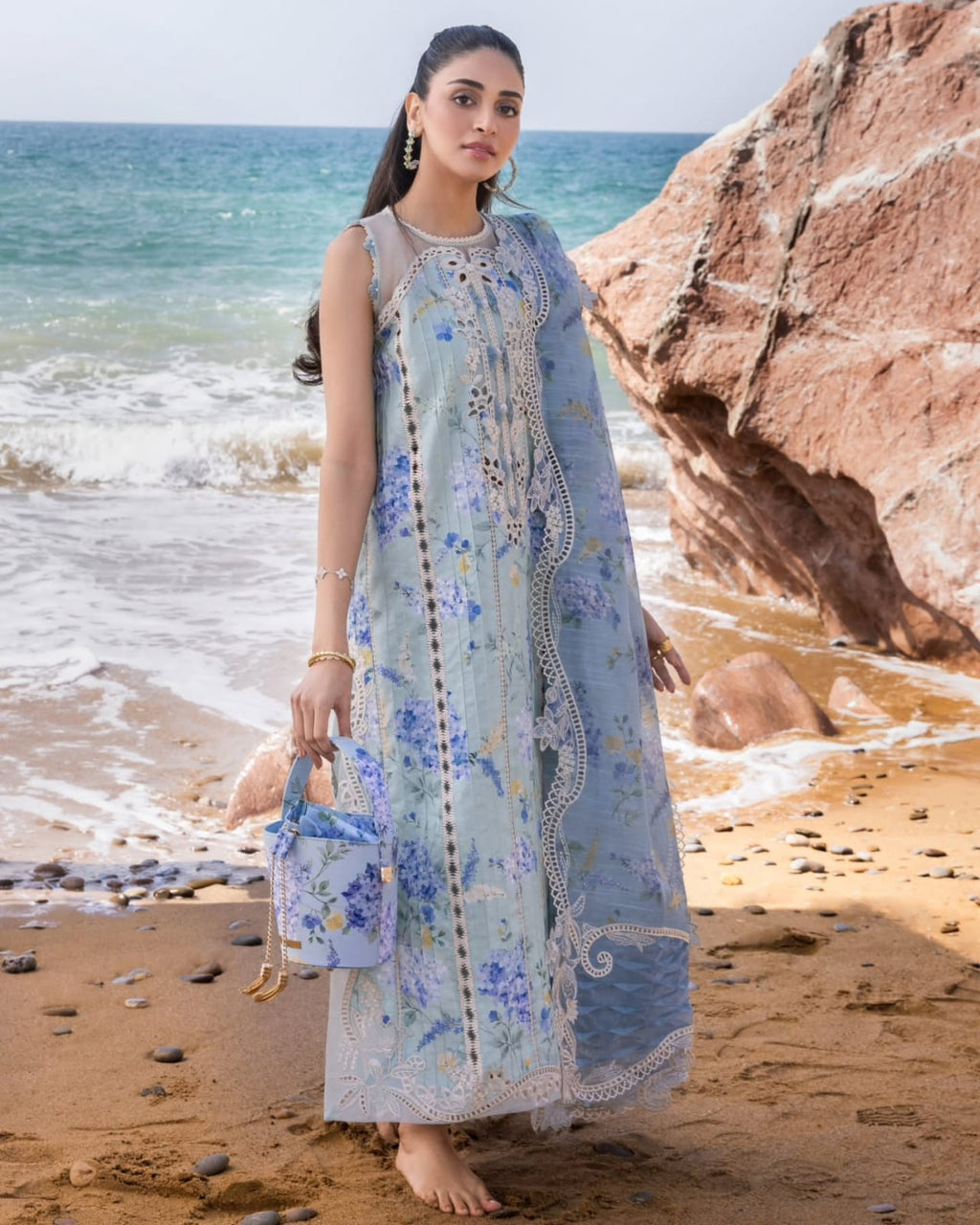 Digital Printed Dhanak 3pc Unstitched D-009