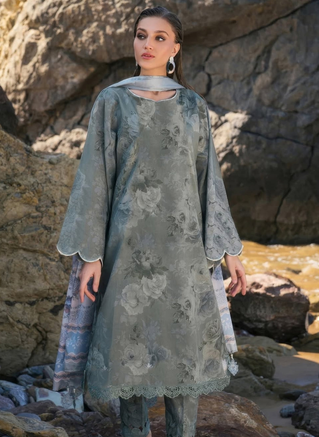 Digital Printed Dhanak 3pc Unstitched D-013