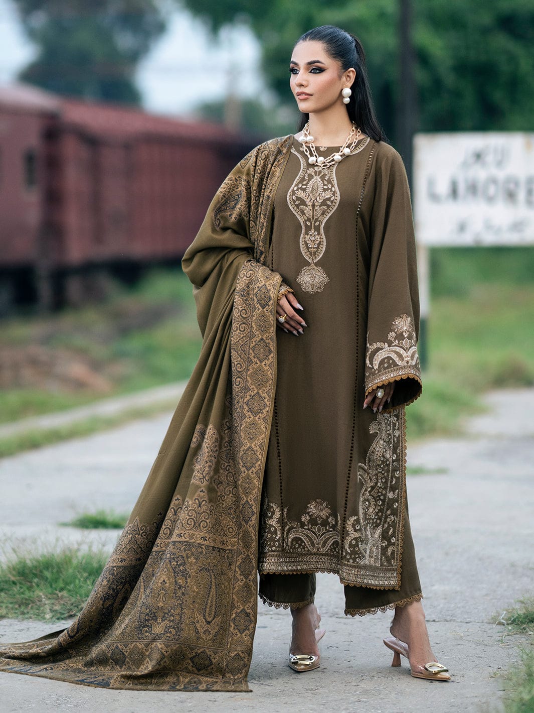 3PC EMBROIDERED SUIT DHANAK ZZ-004